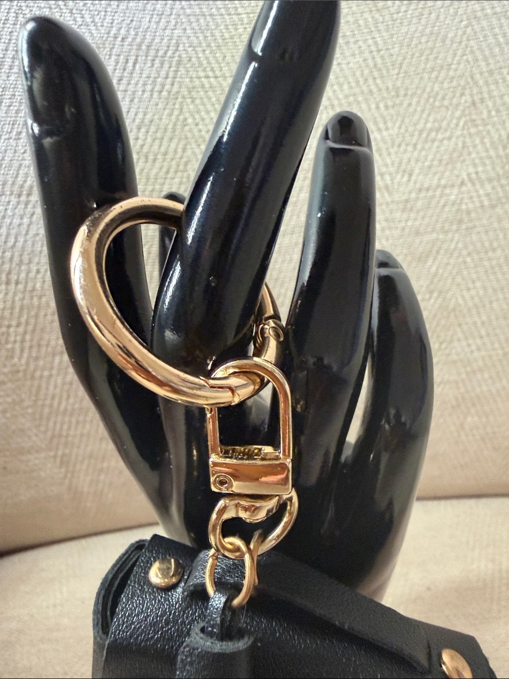 Source Unknown Black Mini Bag Charm with Gold Hardware and Pearl Accent - Picture 3 of 6